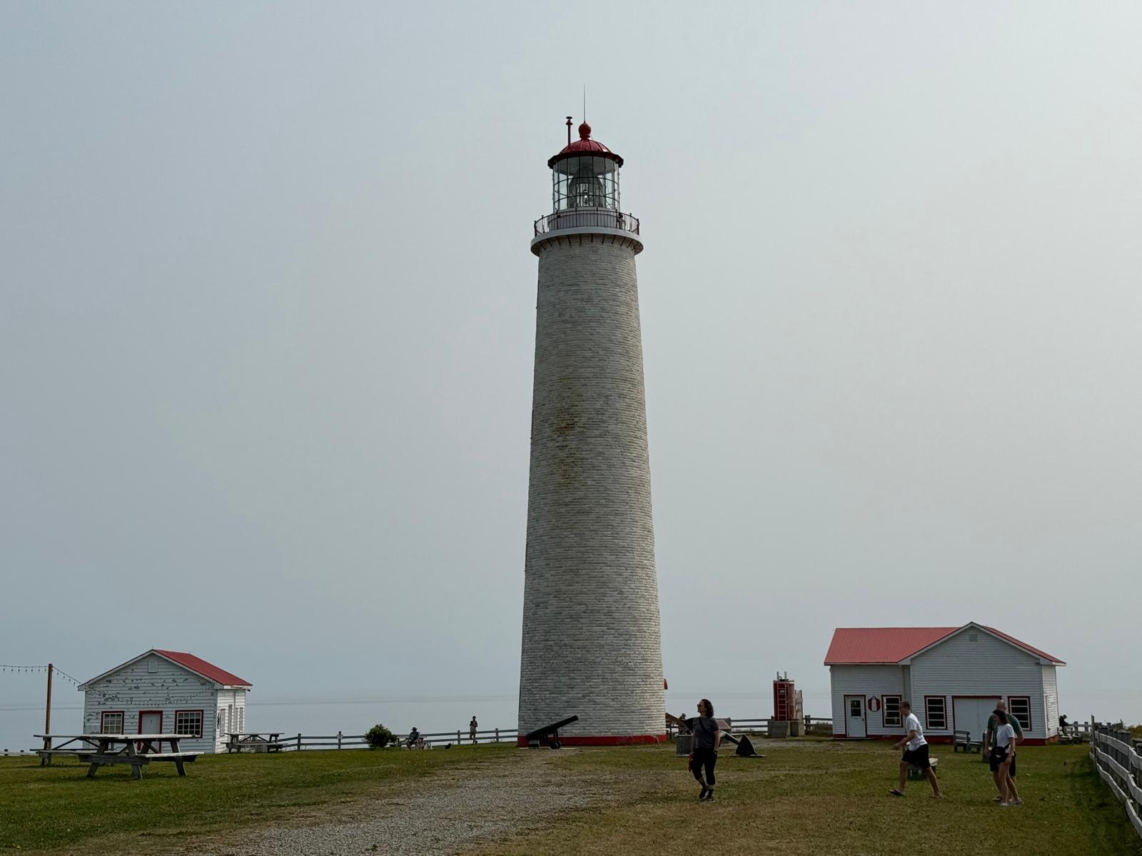 Le phare du Cap-des-Rosiers, le plus haut du Canada, situé en Gaspésie