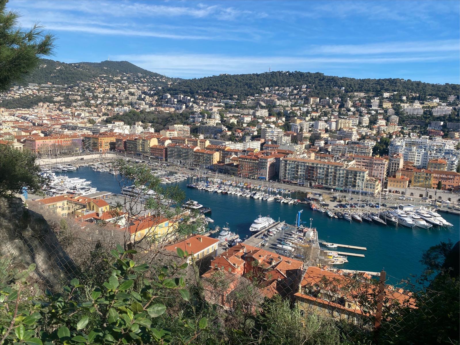 Port de Nice depuis la Colline du Château